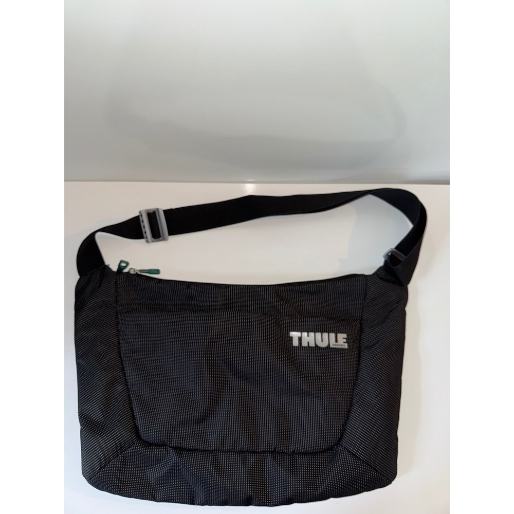 Thule Sweden Black Crossbody Messenger Bag Adjustable Strap Tech Travel Bag